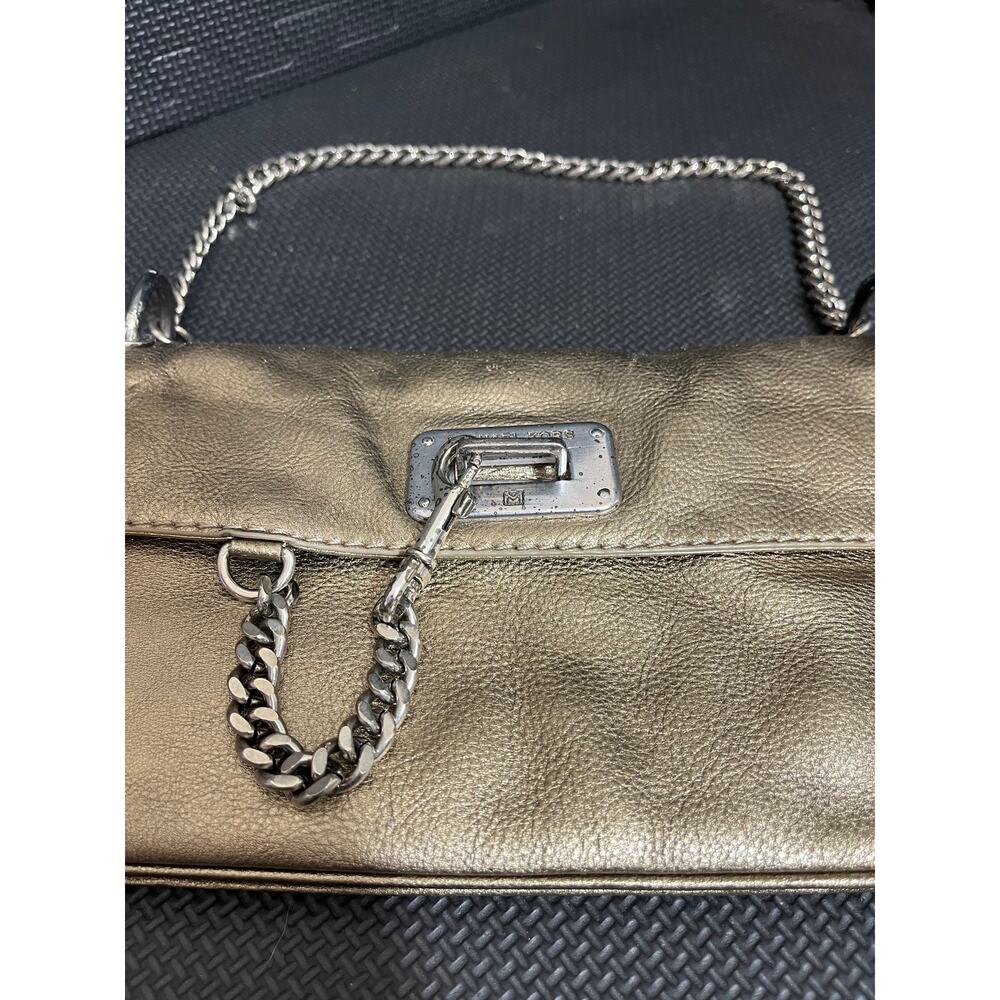 MICHAEL KORS VINTAGE Champagne color and metallic chain shoulder bag / clutch - Picture 2 of 12
